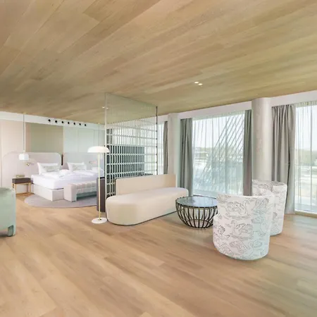 Hotel Birges Lifestyle And View