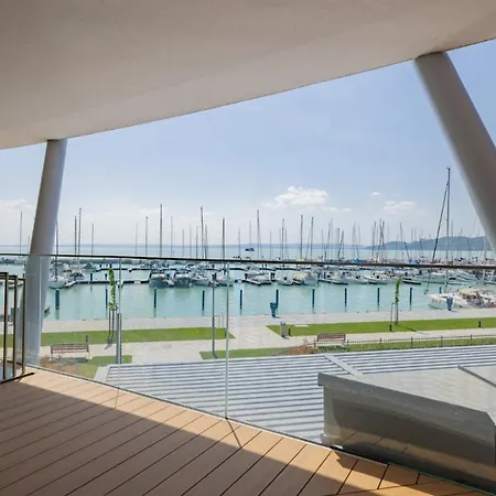 Hotel Birges Lifestyle And View 4*