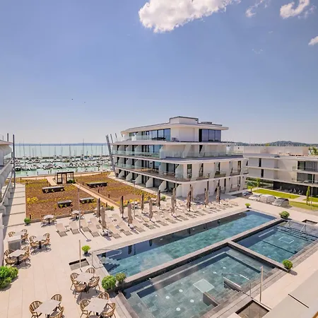 Hotel Birges Lifestyle And View 4*